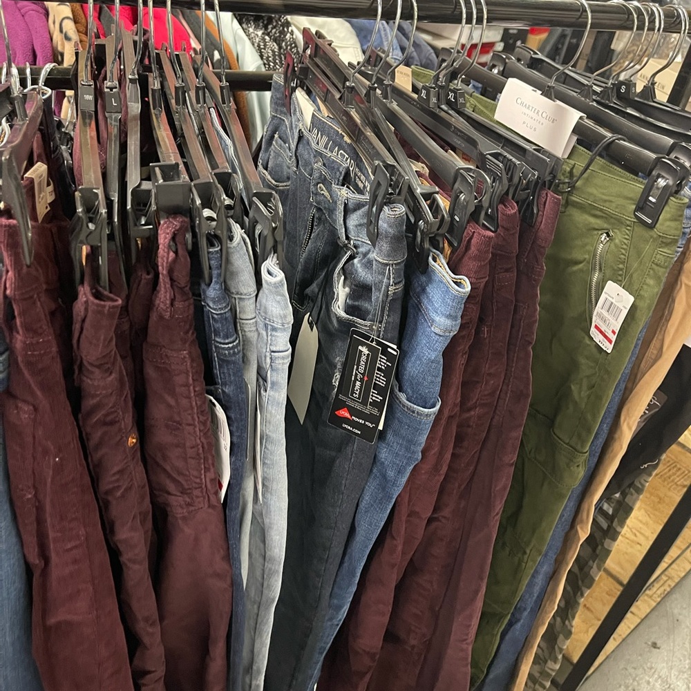 For Reseller Ladies lot 10 items Levis n more